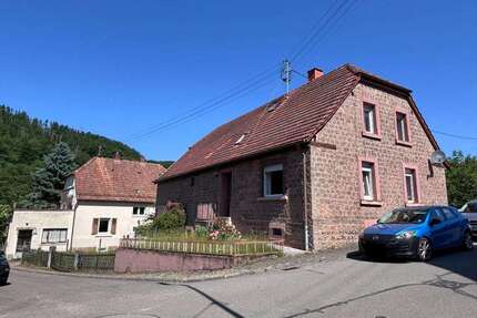 Haus zum Kaufen in Steinalben 199.000,00 € 90 m²