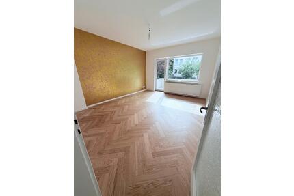Sanierte 2-Zimmer-Wohnung mit Balkon in der OststadtHallerstr. - Hannover Bult