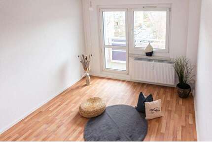 Wohnung zum Mieten in Chemnitz 248,00 € 41.3 m²