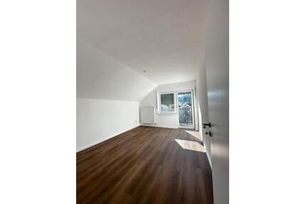 Erstbezug nach Kernsanierung: Moderne 2-Zimmer-Wohnung mit Balkon - Bad Grönenbach