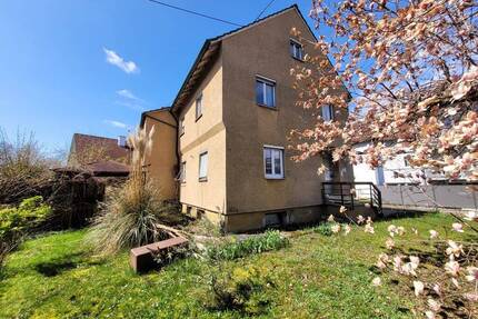 ***PROVISIONSFREI*** - Sanierungsbedürftiges Zweifamilienhaus! Perfekt für geübte Handwerker! - Waiblingen Hegnach