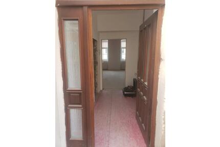 Frisch Renoviertes Wohnhaus mit 6 Zimmern, Hof und Garten - Seesbach