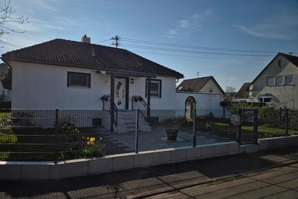 Einfamilienhaus. Bungalow. - 399.000,00&nbsp;EUR Kaufpreis, ca.&nbsp; 78,00&nbsp;m&sup2; in Neuried (PLZ: 77743)