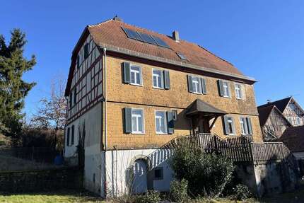 Haus zum Kaufen in Ortenberg 310.000,00 € 238 m²