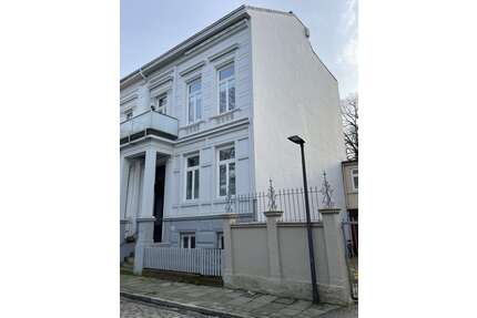 Haus zum Kaufen in Bremen 909.990,00 € 227 m²