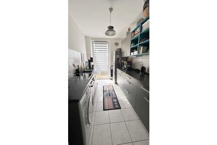 Kopernikusplatz ! Charmante 3 Zi.-Altbau-Whg, 75 m², Balkon, EBK gegen Ablöse, im 3. OG ohne Aufzug - Nürnberg Steinbühl