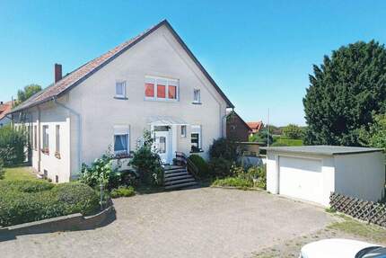 Viel Platz für die Familie - Doppelhaushälfte mit Potenzial! - Nienstädt