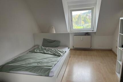 1 Zimmer Wohnung - 370,00&nbsp;EUR Kaltmiete, ca.&nbsp; 32,00&nbsp;m&sup2; in Mühltal (PLZ: 64367)