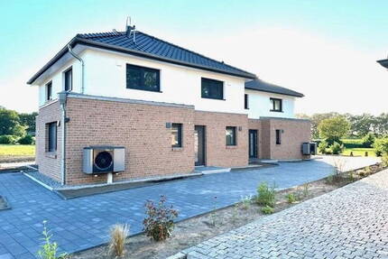 Hochwertige Doppelhaushälfte in 21709 Düdenbüttel bei Stade