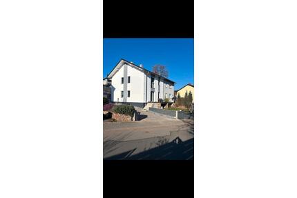Einfamilienhaus in guter Lage - 343.000,00&nbsp;EUR Kaufpreis, ca.&nbsp; 120,00&nbsp;m&sup2; in Landstuhl (PLZ: 66849)