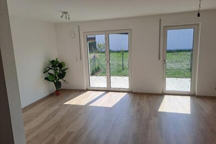 Moderne DHH in der Gemeinde Aholfing zu vermieten