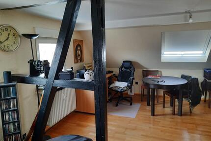 Helle Dachgeschoss-Wohnung mit vielen Extras - Radevormwald