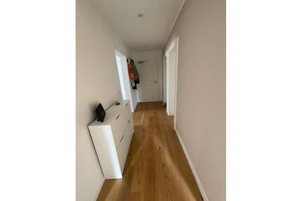 Wohnung abzugeben ab dem 1.6 - 1.300,00&nbsp;EUR Kaltmiete, ca.&nbsp; 64,00&nbsp;m&sup2; in Augsburg (PLZ: 86165) Lechhausen