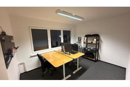 Büro Holzkoppelweg - 475,00&nbsp;EUR Kaltmiete, ca.&nbsp; 12,00&nbsp;m&sup2; in Kiel (PLZ: 24118) Ravensberg