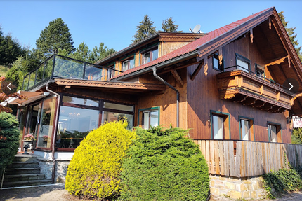 Haus zum Kaufen in Ainring 2.500.000,00 € 300 m²