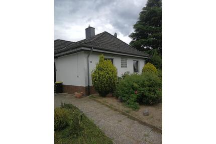 Bungalow in ruhiger Lage - 239.000,00&nbsp;EUR Kaufpreis, ca.&nbsp; 97,00&nbsp;m&sup2; in Wunstorf (PLZ: 31515)