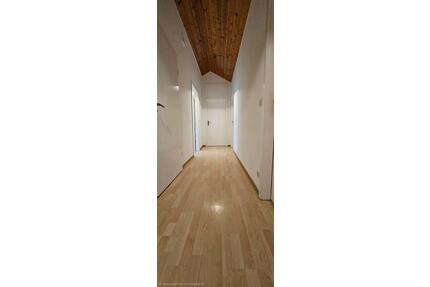 Mietwohnung 4 Zimmer - 780,00&nbsp;EUR Kaltmiete, ca.&nbsp; 103,00&nbsp;m&sup2; in Pfullendorf (PLZ: 88630)