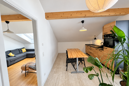 Wohnung zum Mieten in Holzkirchen 935,00 € 60 m²