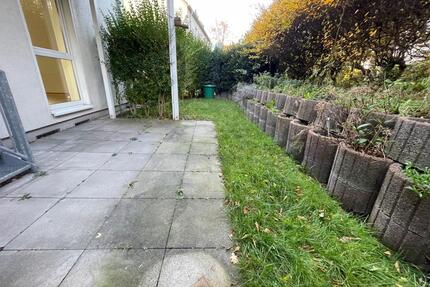 *eigener Garten*Terrasse*Erstbezug nach Sanierung*Tageslichtbad* - Essen Stadtbezirk IV