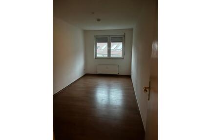 Mietwohnungen - 960,00&nbsp;EUR Kaltmiete, ca.&nbsp; 91,00&nbsp;m&sup2; in Sandersdorf-Brehna (PLZ: 06792)