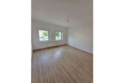 Wohnung zum Mieten in Bitterfeld 260,48 € 32.56 m²