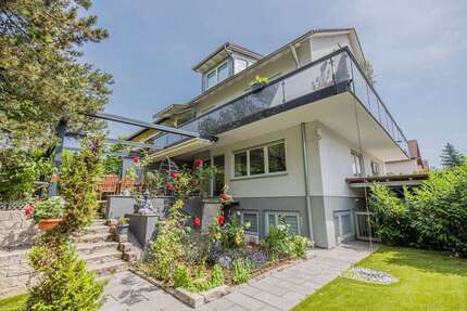 Haus zum Kaufen in Singen 749.000,00 € 275 m²