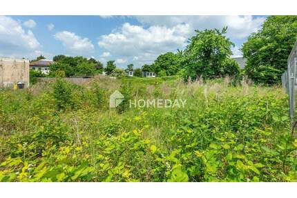 Baugrundstück mit Entwicklungspotenzial in top Rheinlage Kölns