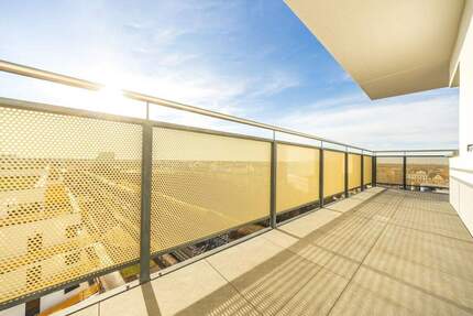 Glücklich wohnen im Zentrumsnähe! Eigentumswohnung mit 3 Zimmern inklusive Balkon auf ca. 79m² - Leipzig Zentrum-Südost