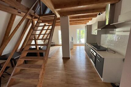 Dachgeschosswohnung in ruhiger Lage – frisch renoviert - Weiden in der Oberpfalz