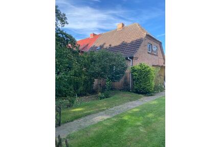 Haus mit Grundstück Stadtgrenze Rostock - Papendorf