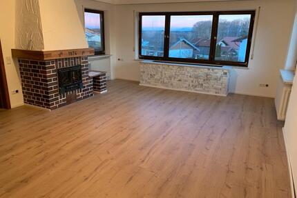 großzügige 5-Zimmer Wohnung mit Balkon und Garten in Trostberg