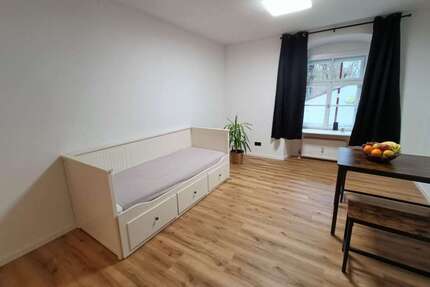 Wohnung zum Mieten in Sinzing 399,00 € 19.6 m²