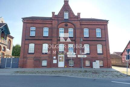 3-Raum-Wohnung mit Balkon - frei ab sofort - Salzwedel