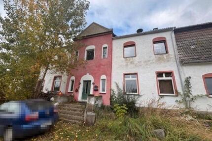 Gutshaus mit 6.500 m² Grundstück in Seltz - Burow