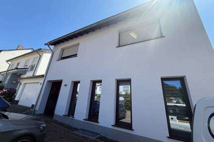 Haus zum Kaufen in Merzig 570.000,00 € 180 m²