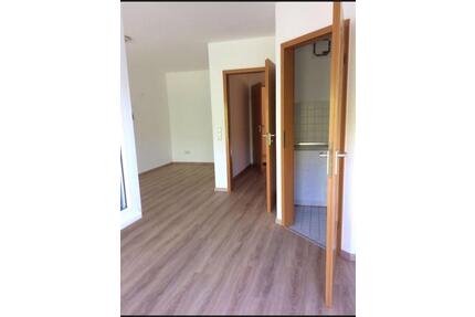 Charmante 1-Zimmer Wohnung mit Balkon und Tiefgarage in Erding