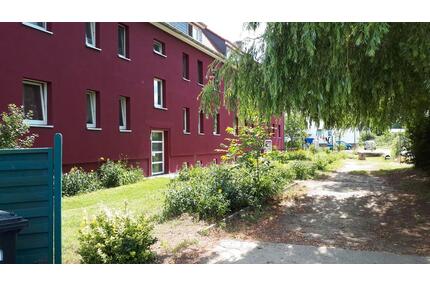 von Privat: 3-Zi.-Whg.,Garage u. Stellplatz in Werder - Werder (Havel)