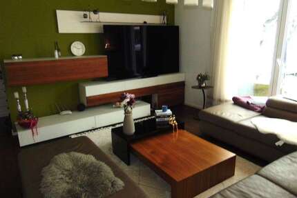 Haus zum Kaufen in Unterföhring 3.100.000,00 € 228 m²