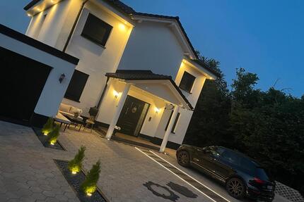 Einfamilienhaus (Bj 2021) mit großem Garten - Staufenberg
