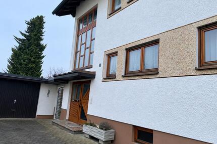 Dachgeschoss Wohnung - 800,00&nbsp;EUR Kaltmiete, ca.&nbsp; 60,00&nbsp;m&sup2; in Vöhringen (PLZ: 89269)