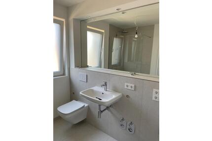 Moderne 2-Zimmer-Wohnung mit großer Terrasse im Neubau (Baujahr 2 - Reinbek