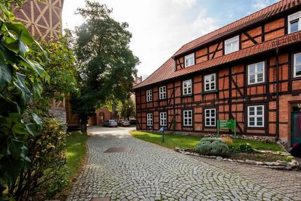 Idyllisch wohnen: 3-Raum-Wohnung im Brüderhaus Neinstedt - Thale