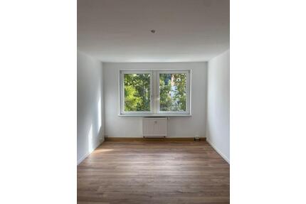 Modernisierte 3-Raum-Wohnung in Zschopau – neuer Boden, modernes