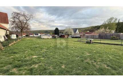 Grundstück zu verkaufen in Reinhardshagen 75.000,00 € 880 m²