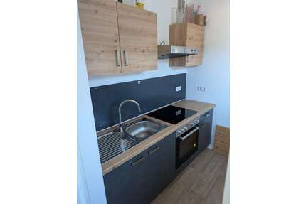 Wohnung zum Mieten in Suhl 241,89 € 34.22 m²