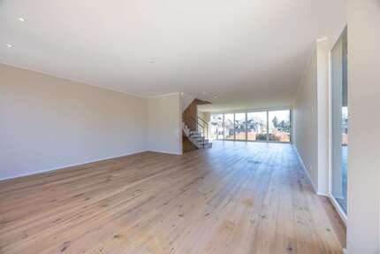 Haus zum Kaufen in Meerbusch 1.385.000,00 € 260 m²