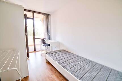 WG-Zimmer in Düsseldorf 609,00 € 15 m²