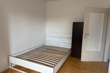 Stuttgart Bad Cannstatt WG Zimmer