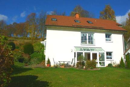 Wohnen wie im eigenen Haus - 995,00&nbsp;EUR Kaltmiete, ca.&nbsp; 112,00&nbsp;m&sup2;&nbsp;Wohnfl&auml;che in Wunsiedel (PLZ: 95632)