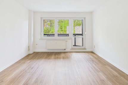 Wohnung zum Mieten in Chemnitz 287,00 € 50.31 m²